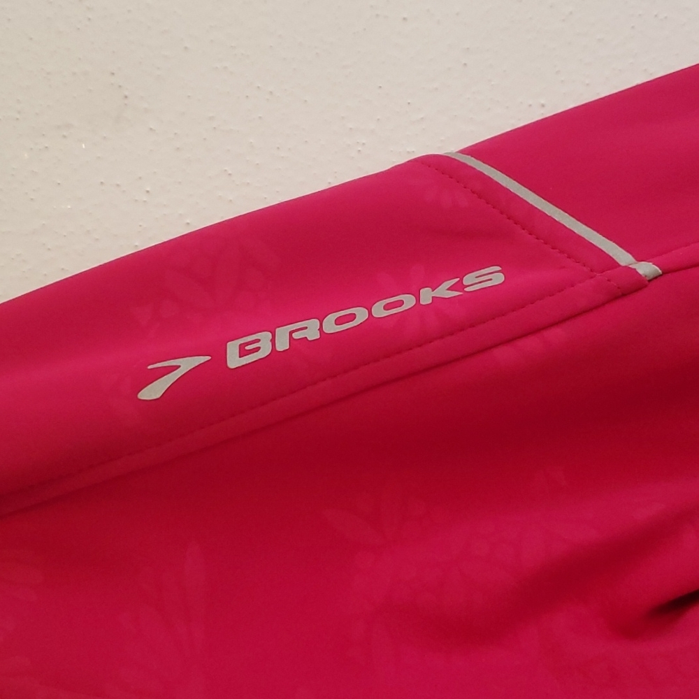 Brooks Running Jacket - image 3